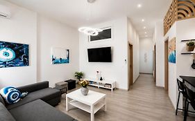 Central Suites Aegina 2